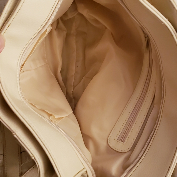 Leather Purse - Picture 2 of 13